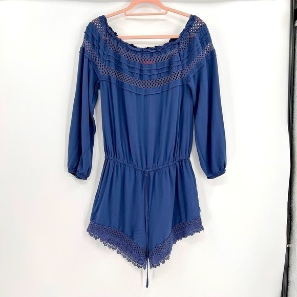 Chelsea & Violet 100% Rayon Navy Short Romper size M - Picture 3 of 12